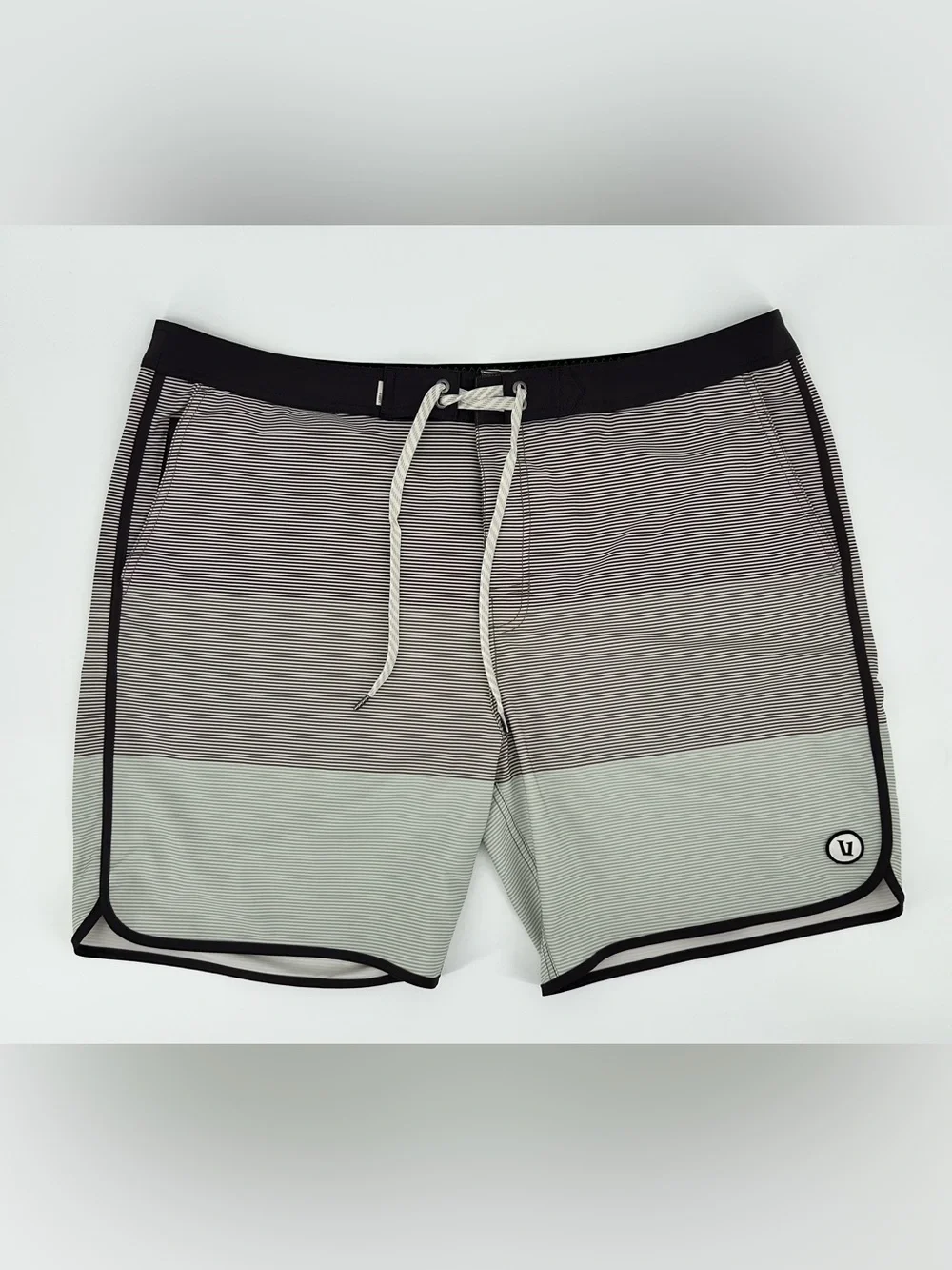 Vuori Cruise Board Shorts swim unlined tan green stripe color block size 38 EUC